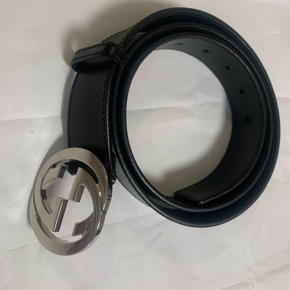 Gucci Authentic Men’s Black Leather Belt with Interlocking G - Picture 3 of 8